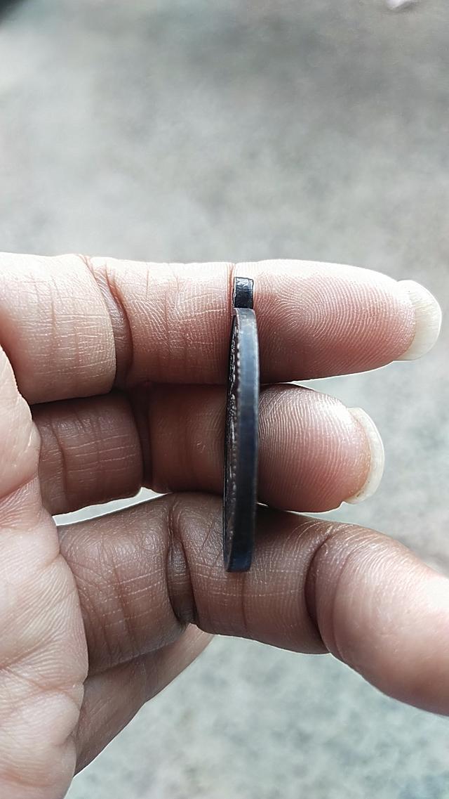 เหรียญหลวงพ่อคูณ ปี 19 รูปที่ 3