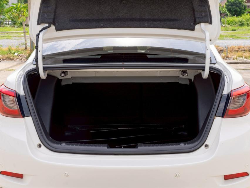 รหัสรถ 12AT2258 Mazda 2 1.3 Skyactiv High Connect | ปี : 2018 17