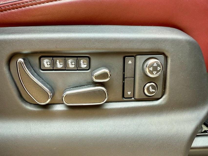 ขายดาวน์ Bentley Bentayga First 1 Edition ออก ปี22 (ค.ศ.21)FullOption 12