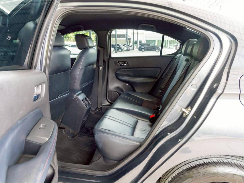 Honda city 1.5 e:Hev RS ปี2023 11