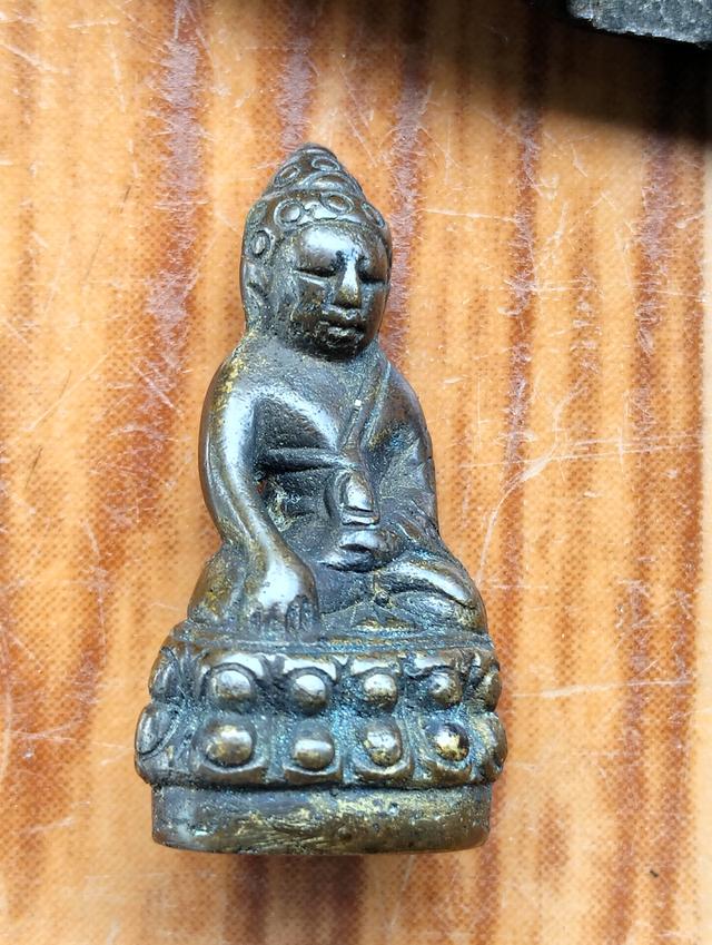พระเครื่อง กริ่งเก่า