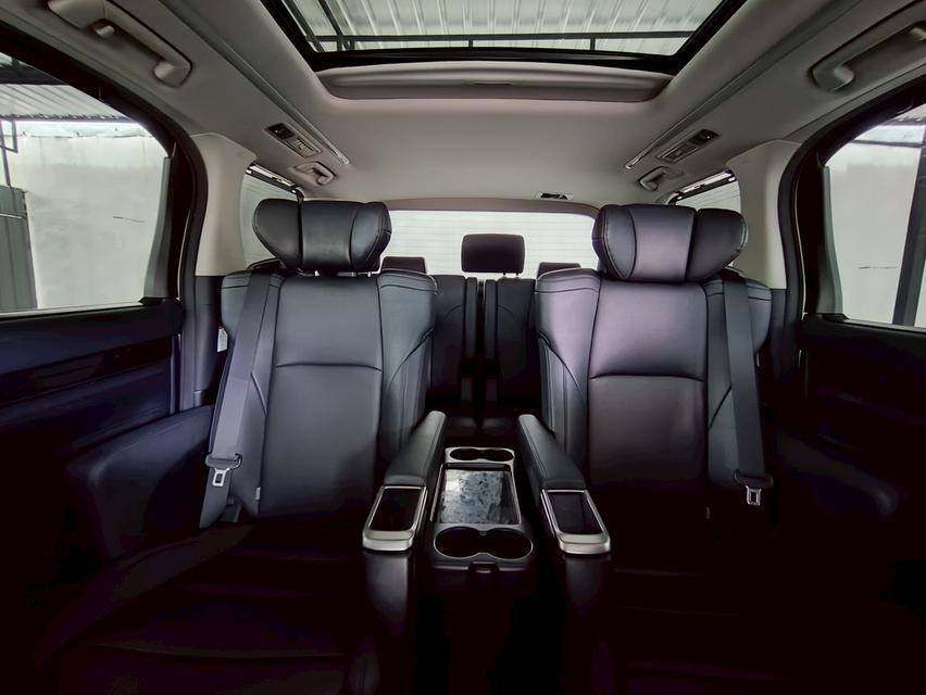 TOYOTA ALPHARD 2.5 SC PACKAGE ปี 20 จดทะเบียน ปี 2020 แท้  Mile 71,000 km (1,990,000)  13