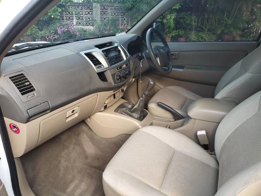 ขาย Toyota Vigo 2.5 G VN Turbo Smartcab รูปที่ 8