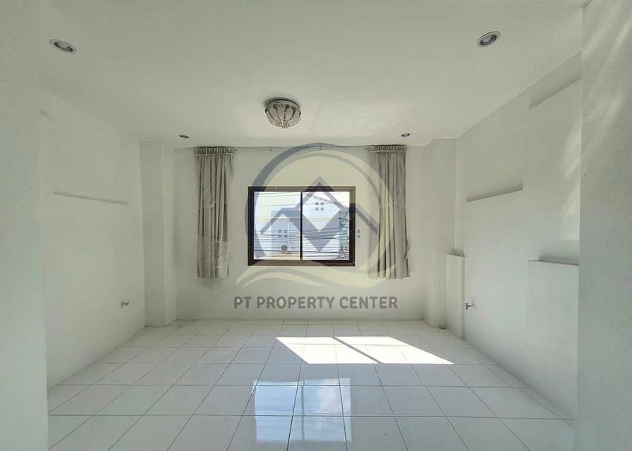 โครงการ JSP เรสซิเดนซ์ สาทร-กัลปพฤกษ์ ซอยกำนันแม้น 13 ทาวน์โฮม 3 ชั้น ปรับปรุงพร้อมอยู่ ราคาต่ำกว่าประเมิน 8