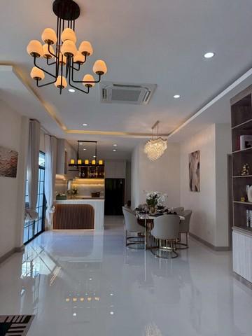 ขายบ้านเดี่ยวพื้นที่ใหญ่ พร้อมสระว่ายน้ำส่วนตัว พิกัด เส้นพัฒนาการ ใกล้ รร.นานาชาติธาราพัฒนา 5