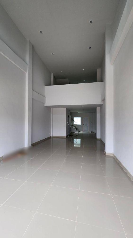 ขายหรือให้เช่าอาคารพาณิชย์ 3.5 ชั้น พร้อมดาดฟ้า โครงการ UTECTIC 2 กม. 24 ถึง 25 ห่างจากเซ็นทรัลมหาชัยเพียง 200 เมตร ติดถนนพระราม 2 4