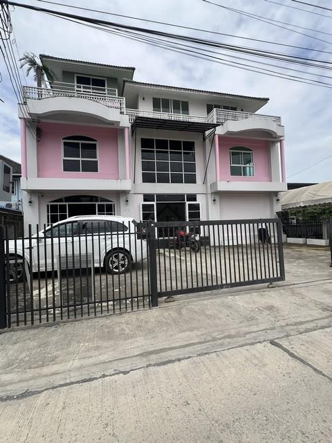 ให้เช่าบ้านอาคาร 4 ชั้น 99 ตรว. พื้นที่ 698 ตรม. 9 ห้อง ย่านพัฒนาการตัดใหม่ ซอยพัฒนาการ97 2