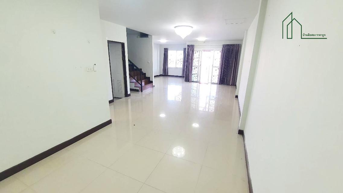 ทาวน์โฮม 2 ชั้น หมู่บ้านมัณฑิรา บางพลี-ตำหรุ พร้อมอยู่  8