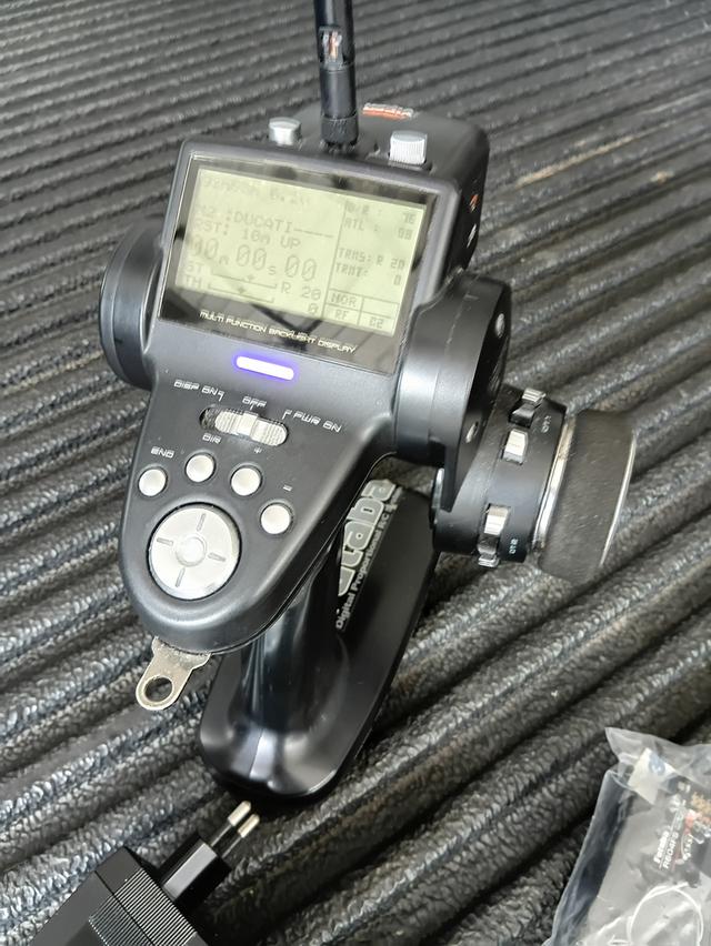 รีโมทรถบังคับไฟฟ้า ใช้ได้กับรถบังคับทุกชนิด