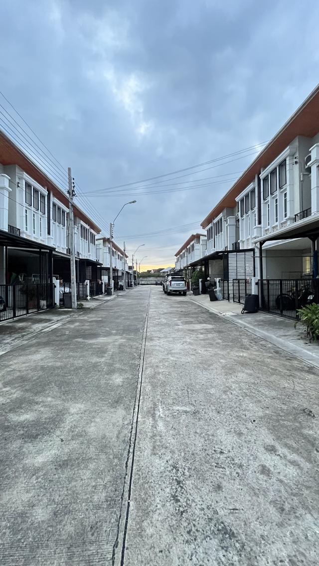 ทาวน์โฮม 2 ชั้น 19