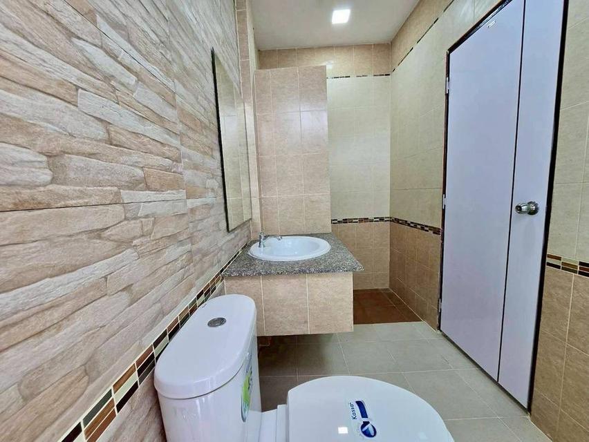 ขายทาวน์เฮ้าส์ 2.69 ล้าน ซอยสยามคันทรีคลับ 18