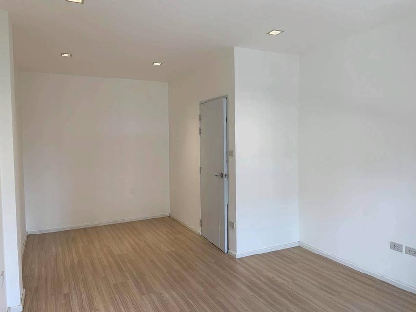 ให้เช่าทาวน์โฮม 3 ชั้น โครงการ Y Residence สุขุมวิท 113 ใกล้ BTS ศรีด่าน (N.1799) 7