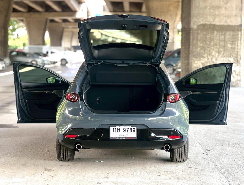 2020 Mazda3 2.0SP รถสวยจัดมือเดียว สภาพเยี่ยม 9