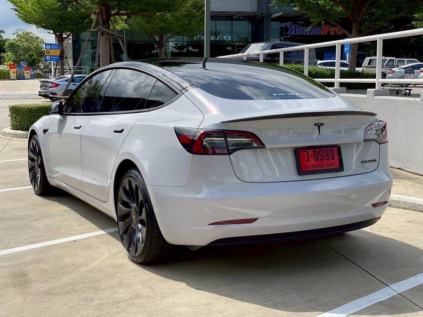 TESLA MODEL3 Long Range 2023 รถสีดำแร็บฟิล์มสีเทามา สวยปิ้งเลย