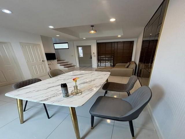 PB5910ให้เช่า ทาวน์โฮม 3 ชั้น ย่านบางจาก ซอยสุขุมวิท 97-1 หมู่บ้านเดอะ ไพรเวท วิจเลจ บางจาก ใกล้ BTS บางจาก 15