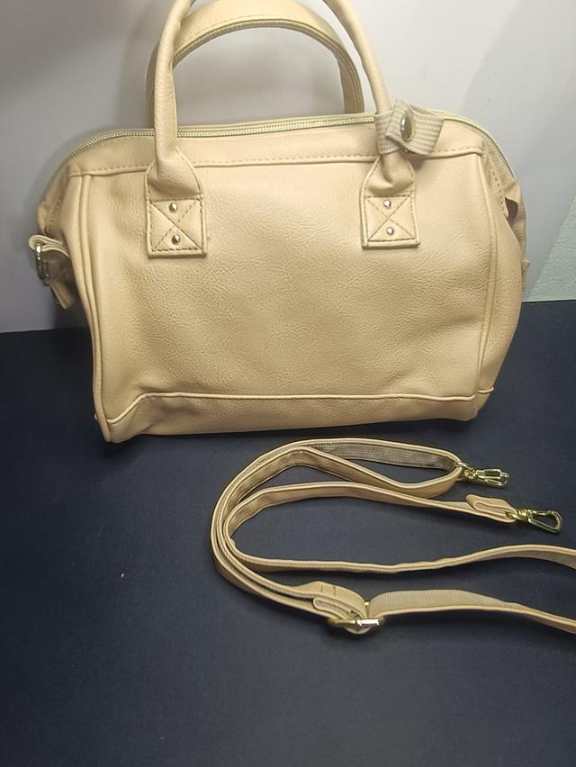 กระเป๋าสะพายไหล่ anello Mini Boston Leather สีครีมเบจ แท้ 100% รูปย่อยที่ 3