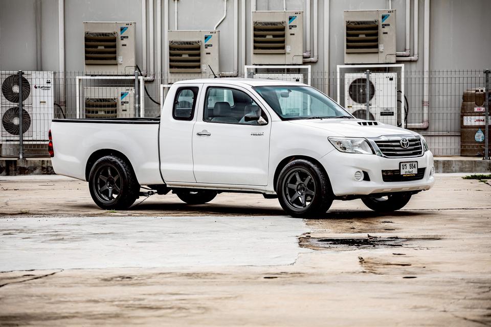Toyota Vigo Champ SmartCab 2.5E ดีเซล เกียร์ธรรมดา ปี 2014 สีขาว