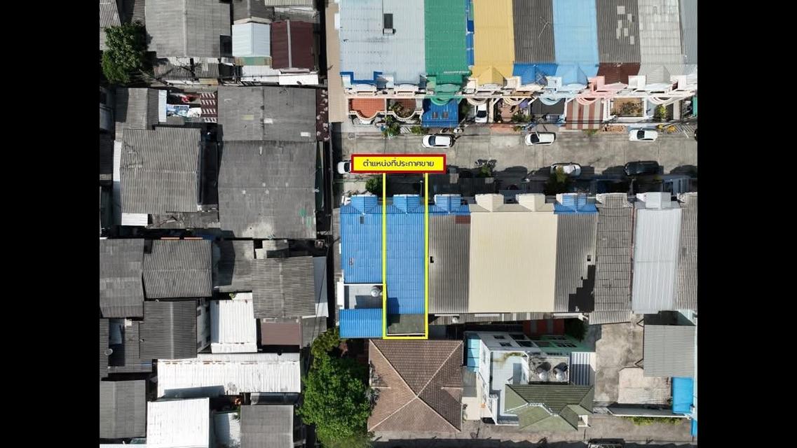 ขายด่วน!! ทาวน์เฮ้า 3 ชั้น ซอยสาธุประดิษฐ์ 49 ทำเลเด่น! สภาพดี โครงสร้างดีมาก! เดินทางสะดวก ใกล้ถนนพระราม 3! ราคาคุ้มค่า! . รายละเอียด  ✅ อาคารพาณิชย์ 2