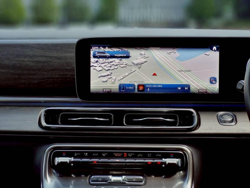 Benz V 300d Exclusive ปี 2025 ไมล์ 7,1xx km. 12