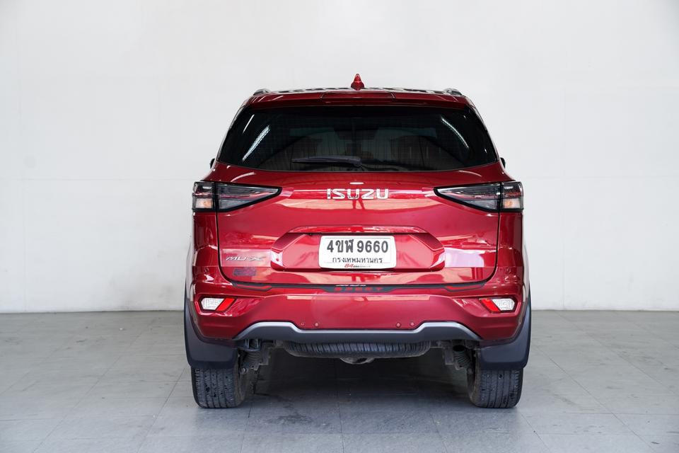 ISUZU MUX 3.0 ultimate AT (ปี 2023)