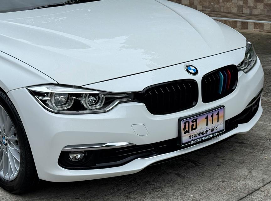 2018 BMW 320D F30 LCI รถมือเดียวออกป้ายแดง วิ่งน้อยเพียง 54,000 กม สภาพเหมือนรถใหม่ รถไม่เคยมีอุบัติเหตุครับ 8