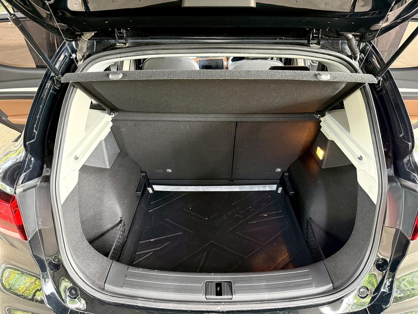 ขายรถ MG ZS 1.5X+ sunroof ปี 2022 สีดำ เกียร์ออโต้ 17