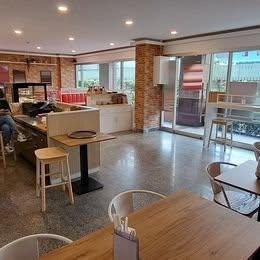 Exceptional Business Space for Rent – Heart of Pracha Uthit, Huai Khwang 6