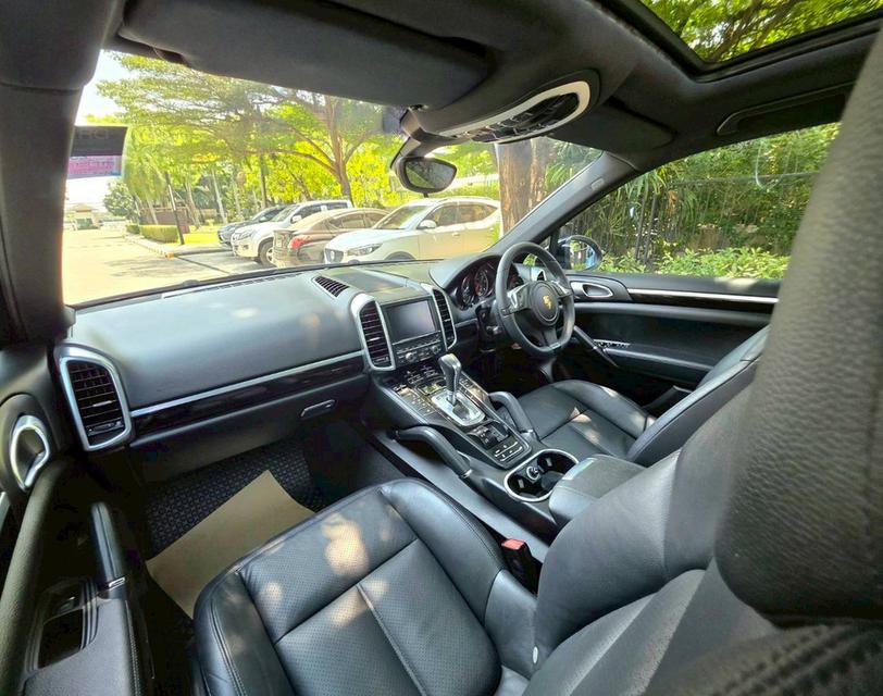 Porsche Cayenne Diesel 2012 สีดำ อัพเกรดโฉมใหม่ 3 แสน ไม่ถุงลมใช้งานสบายใจ รูปที่ 10