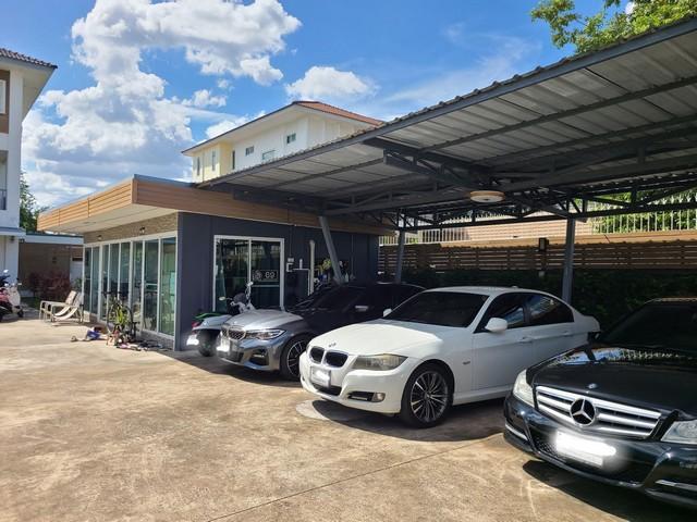 ขายบ้านเดี่ยว 3 ชั้น 200 ตรว 5 ห้องนอน ซอยโยธินพ้ฒนา 3 ย่านเลียบด่วนรามอินทรา ใกล้ทางด่วน 4