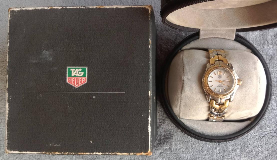 28.TAG Heuer Ladies SS/18k Gold WT1455 DW7002 Mother of Pearl Link Watch ระบบ Quartz Lady size หน้าปัด 32 mm อปก.กล่องแท้