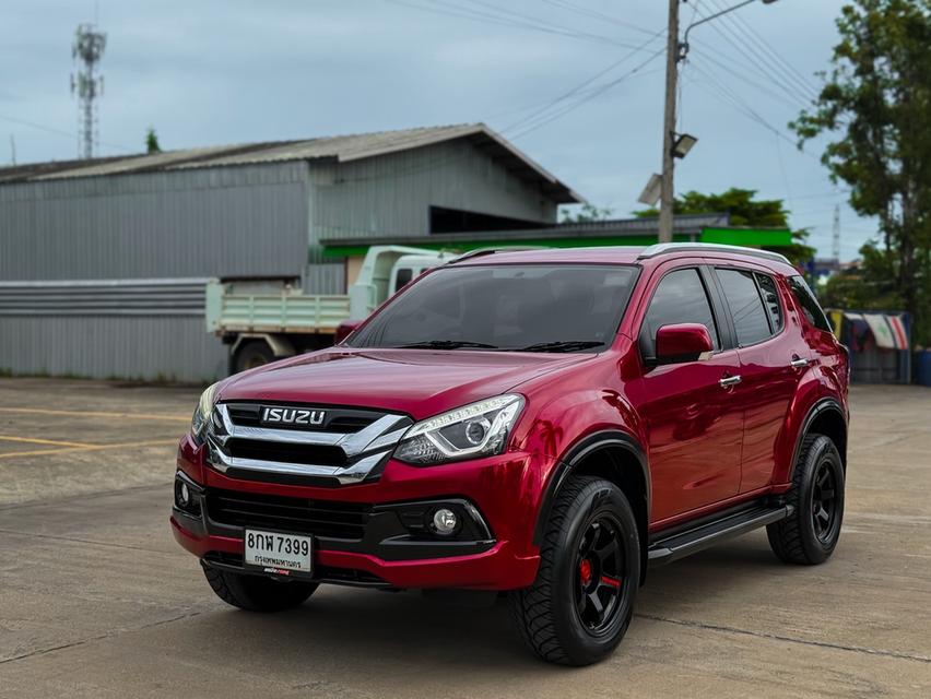 ขาย Isuzu MU-X 3.0 The Onyx ปี19