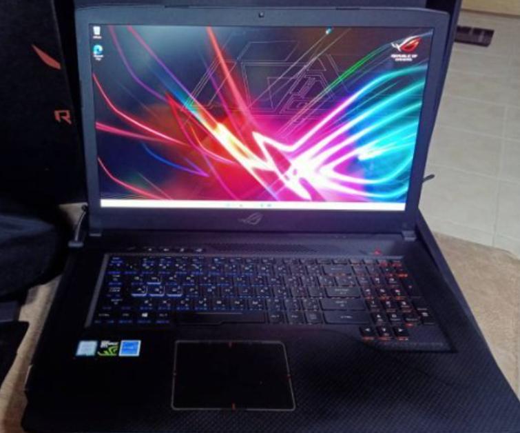 Notebook ASUS สวยๆ 1