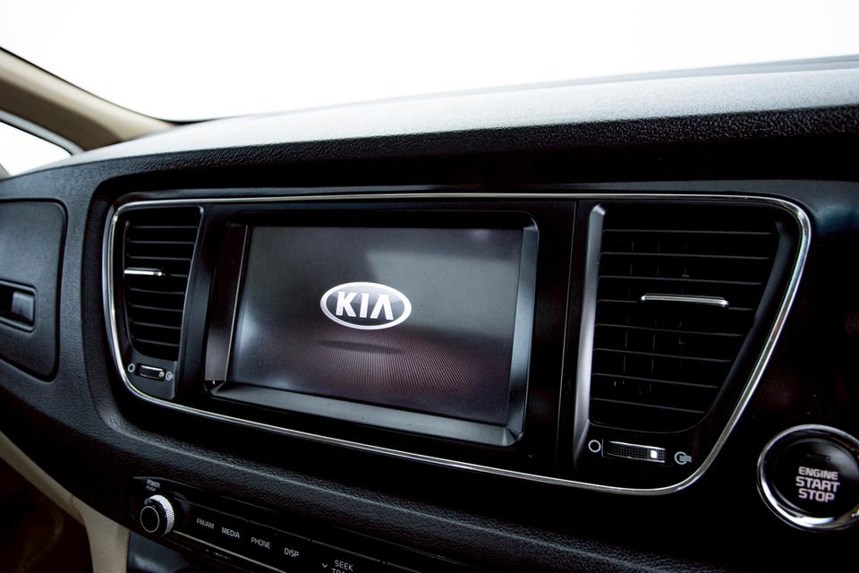 KIA GRAND CARNIVAL 2.2 SXL  2019  12