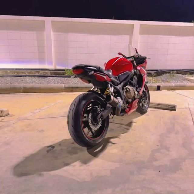 มอดตอร์ไซค์ Honda CBR650R มือสอง ปี 2019 รูปที่ 2