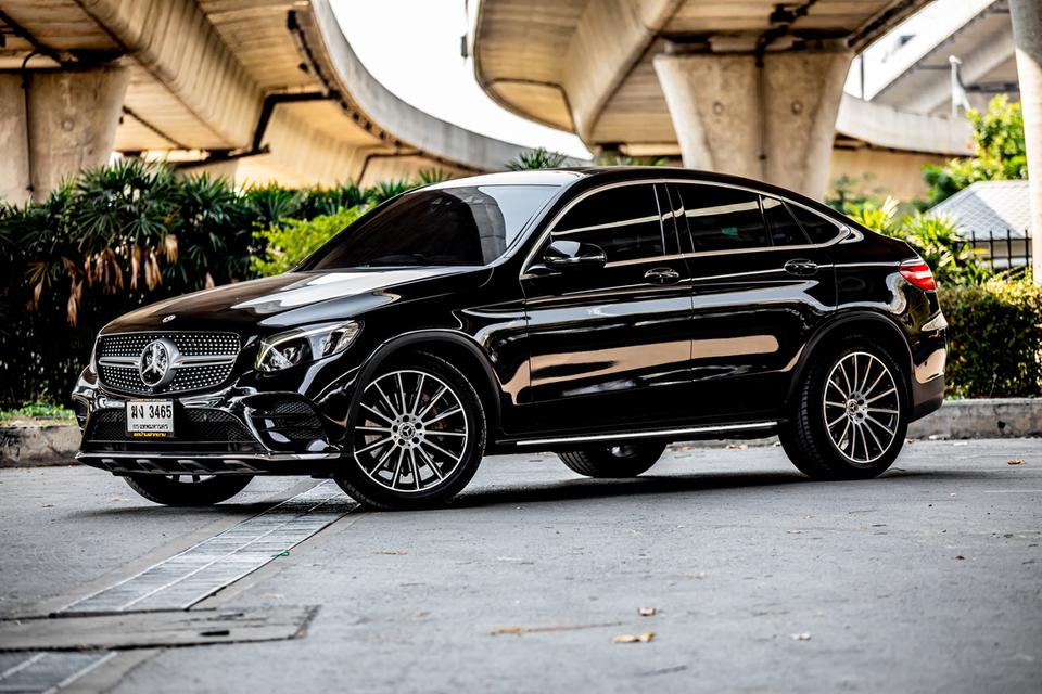 Benz GLC250 4MATIC Coupe AMG Dynamic 4WD SUV ปี 2019 สีดำ มือเดียวป้ายแดง