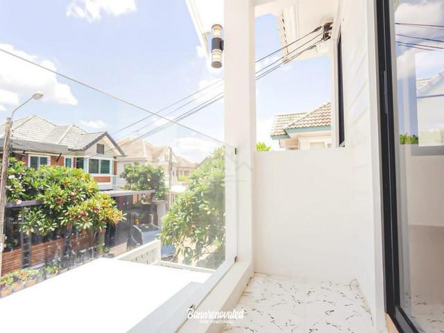 ขายบ้านเดี่ยว 2 ชั้นหลังมุม 54 ตรว. หมู่บ้าน อารียา ชบา นวลจันทร์ 56 รีโนเวทใหม่ สวยหลังใหญ่ ใกล้เลียบด่วน 9