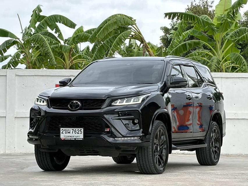 Toyota Fortuner 2.8GR Sport 4wd ปี22