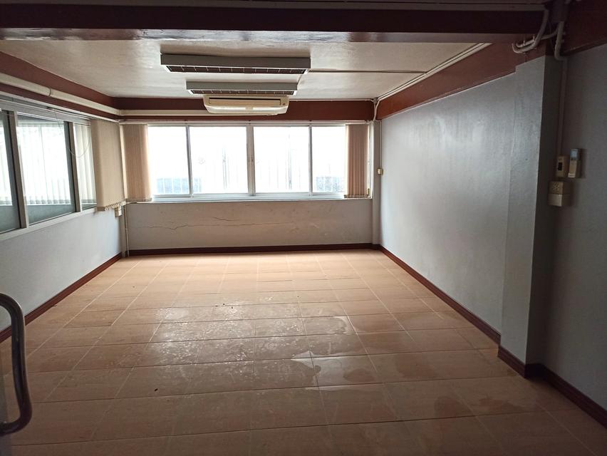 ขายสำนักงาน 3 คูหา สุขุมวิท 71, กรุงเทพ 7