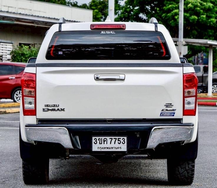 รหัสรถ PR7753 + ISUZU V-Cross 4x4 3.0DDI Z Prestige รถปลายปี 2016