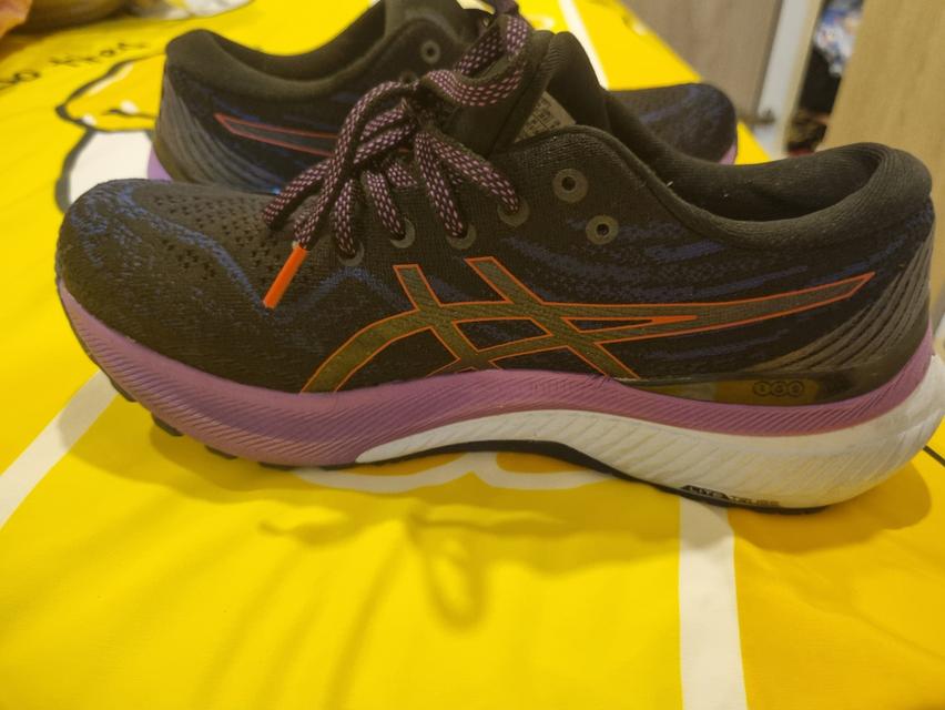 รองเท้าผ้าใบ asics สภาพดี  3