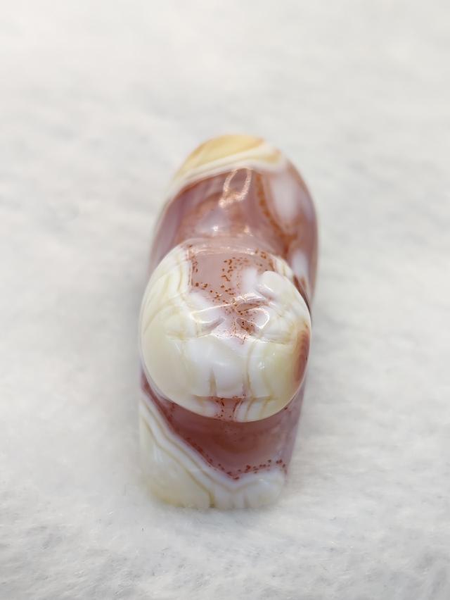 banded agate figure -