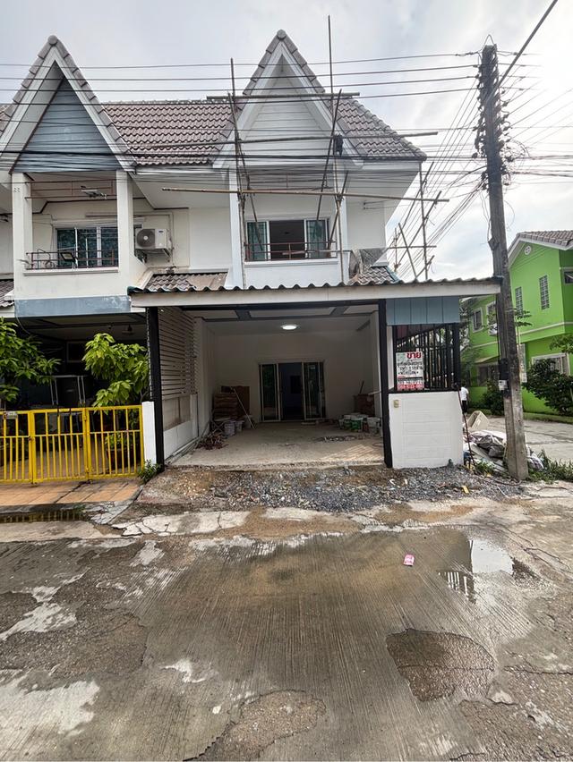 ทาวน์โฮม ม. มณฑล 6 พุทธมณฑลสาย 4 หลังมุม รีโนเวทใหม่ทั้งหลัง 11