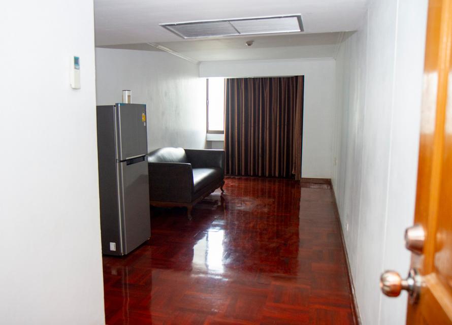 Condo Omni Tower Asoke Nana 3