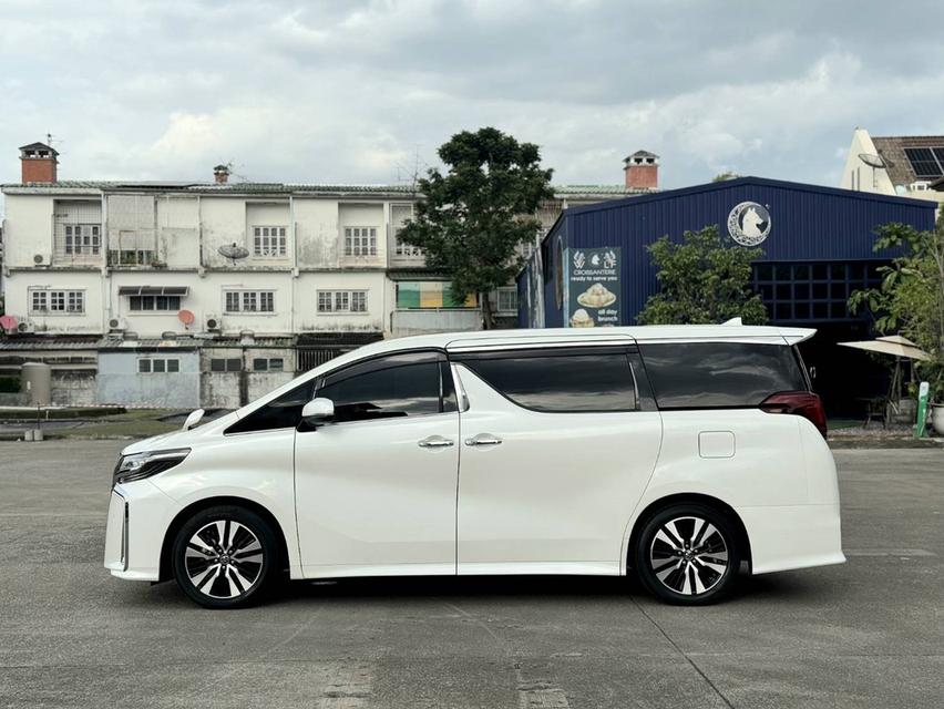 รหัสรถ PEAT2479 🚙🚐TOYOTA ALPHARD SC ปี 23 แท้ วิ่ง 10,000 km. มือเดียวป้ายแดง