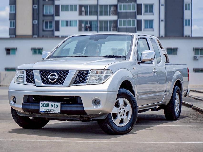 รหัสรถ QT615 NISSAN NAVARA 2.5 LE KING CAB เกียร์ Auto สีบรอนซ์เทา ปี2010