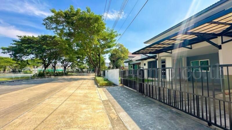 บ้านเดี่ยว มัณฑนา วงแหวน - บางบอน วิวทะเลสาบ Type ใหญ่ที่สุดในโครงการ 19