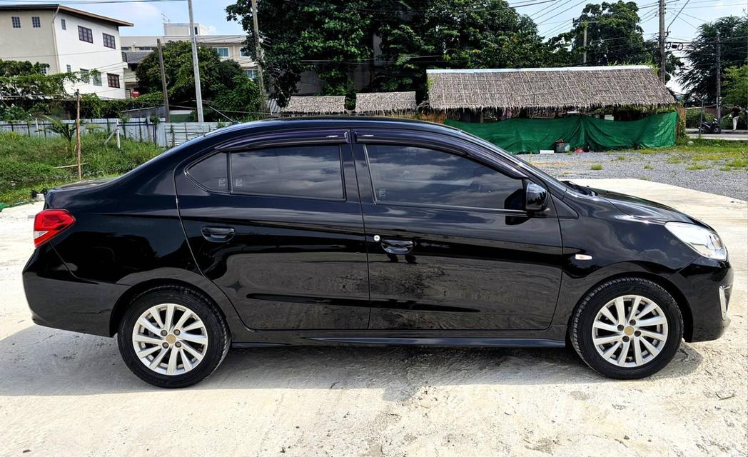 Mitsubishi Attrage ภายในดำแดง รุ่น Limited Edition ปี 18  4