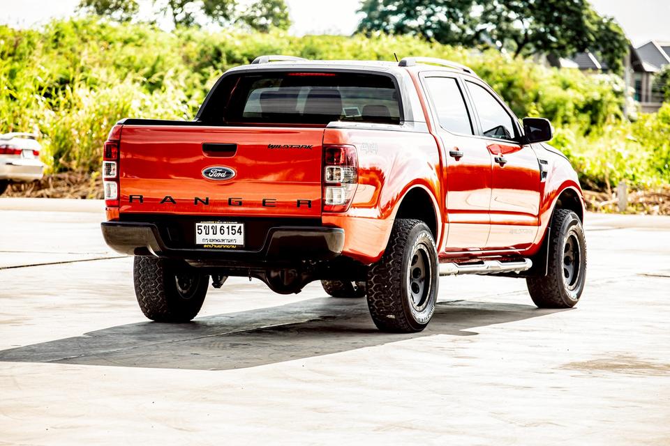 Ford Ranger 2.2 Wildtrak Hi-Lander Double Cab เกียร์ AT ปี 2015 สีส้ม  6