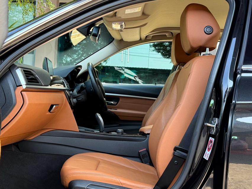 2019 BMW 320D F30 LCI รถออกศูนย์ BMW THAILAND รถวิ่งน้อย เข้าศูนย์ทุกระยะ รถไม่เคยมีอุบัติเหตุครับ รูปที่ 13