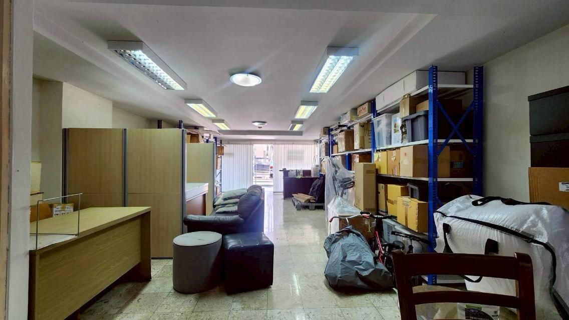 ขายคอนโดลุมพินี เพลส สาทร ชั้น 1 ทำออฟฟิศ/ค้าขายได้ 61 ตรม. ใกล้ BTS สาทร 9